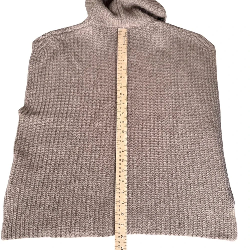 Splendid‎ x Cella Jane Blog Taupe Ribbed Knit Turtleneck Sleeveless Sweater Vest